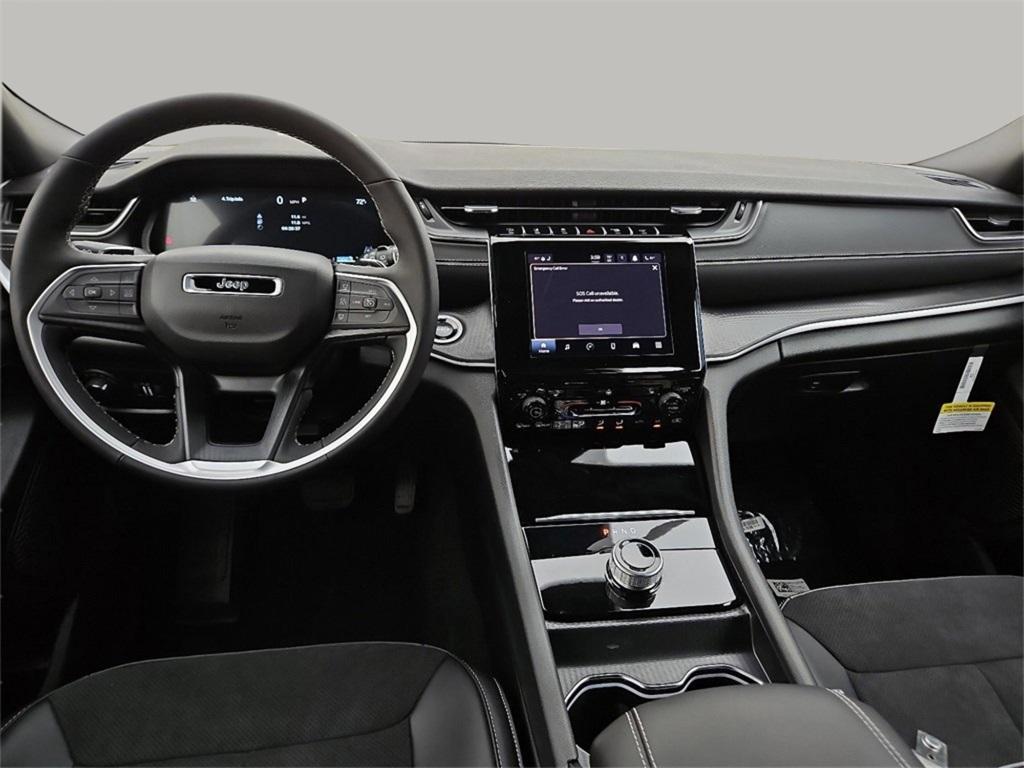 new 2025 Jeep Grand Cherokee L car, priced at $42,130