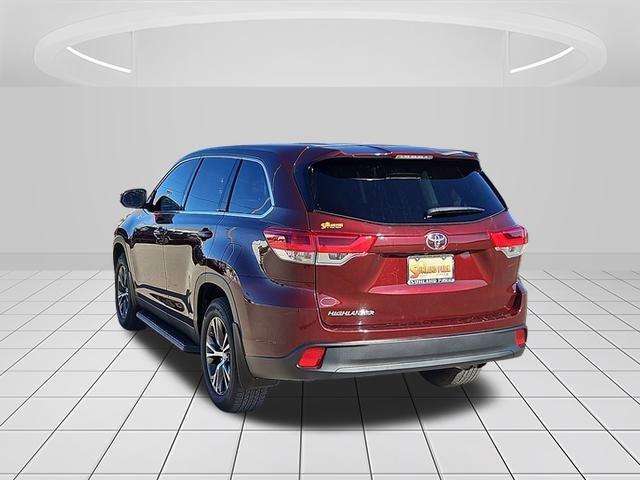 used 2019 Toyota Highlander car, priced at $27,423