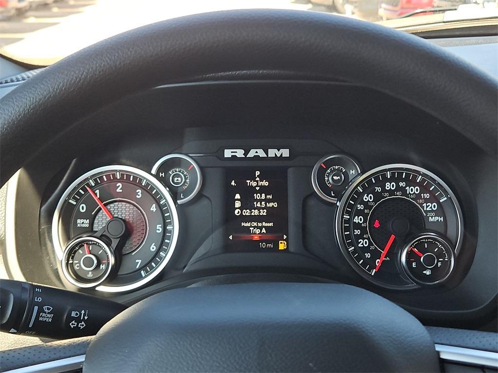 new 2025 Ram 1500 car, priced at $43,080