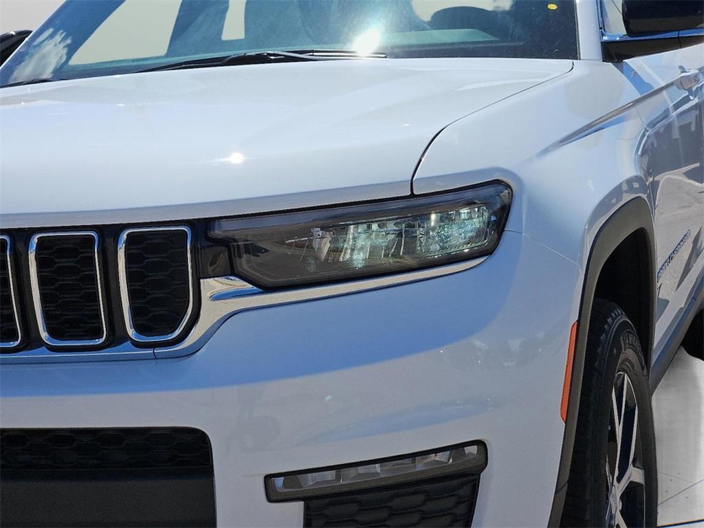 new 2025 Jeep Grand Cherokee L car, priced at $43,900