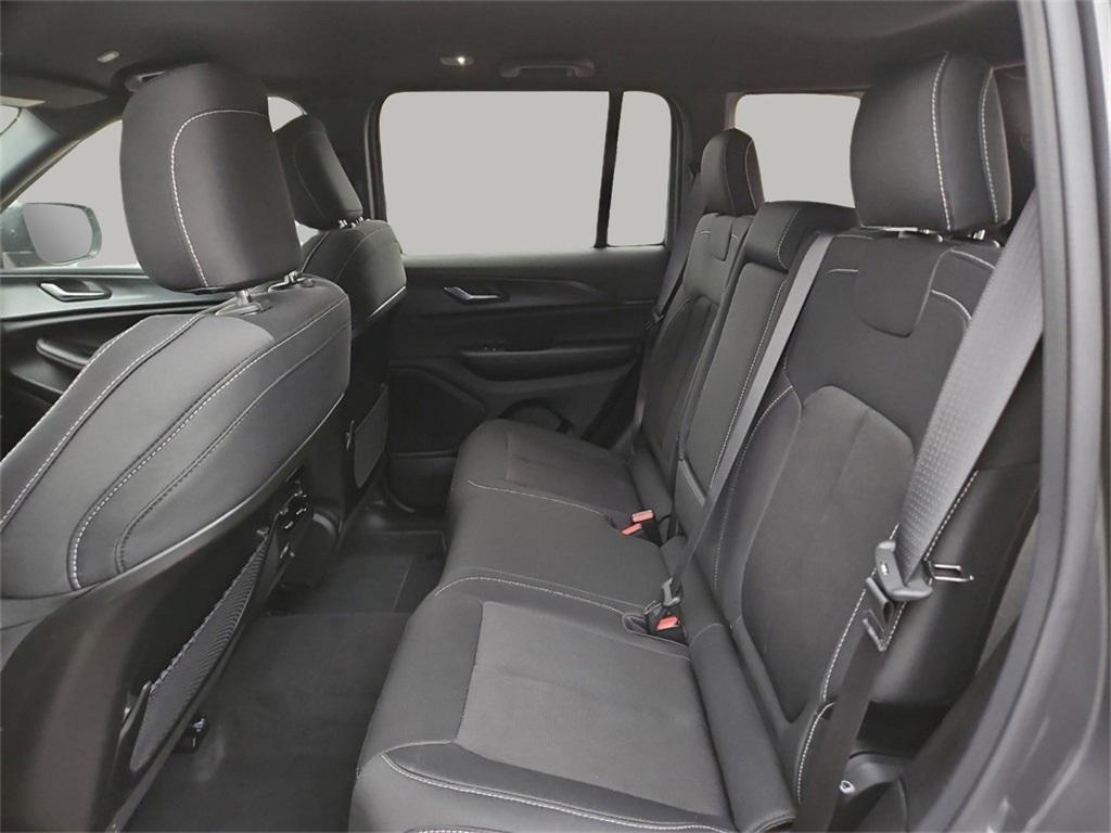 new 2025 Jeep Grand Cherokee car, priced at $35,481