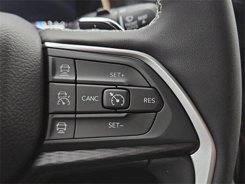 new 2025 Jeep Grand Cherokee car, priced at $35,481