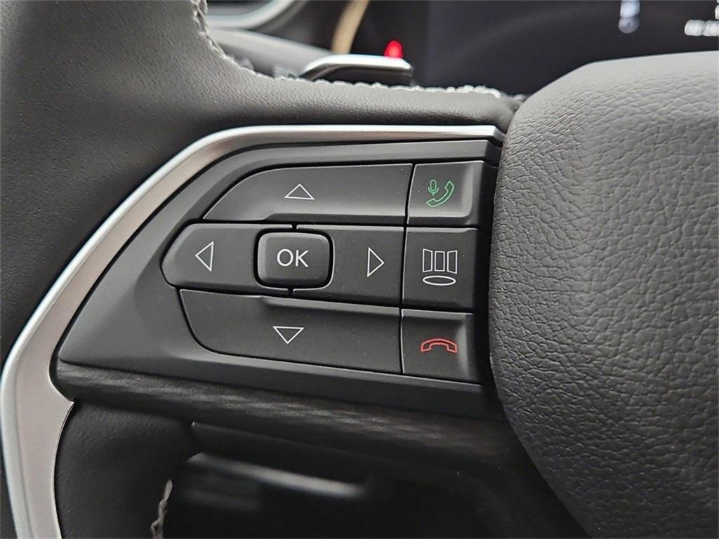 new 2025 Jeep Grand Cherokee car, priced at $35,481
