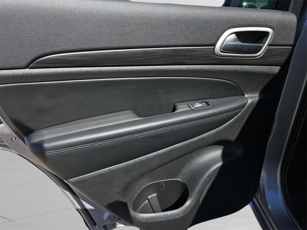 used 2021 Jeep Grand Cherokee car, priced at $24,308