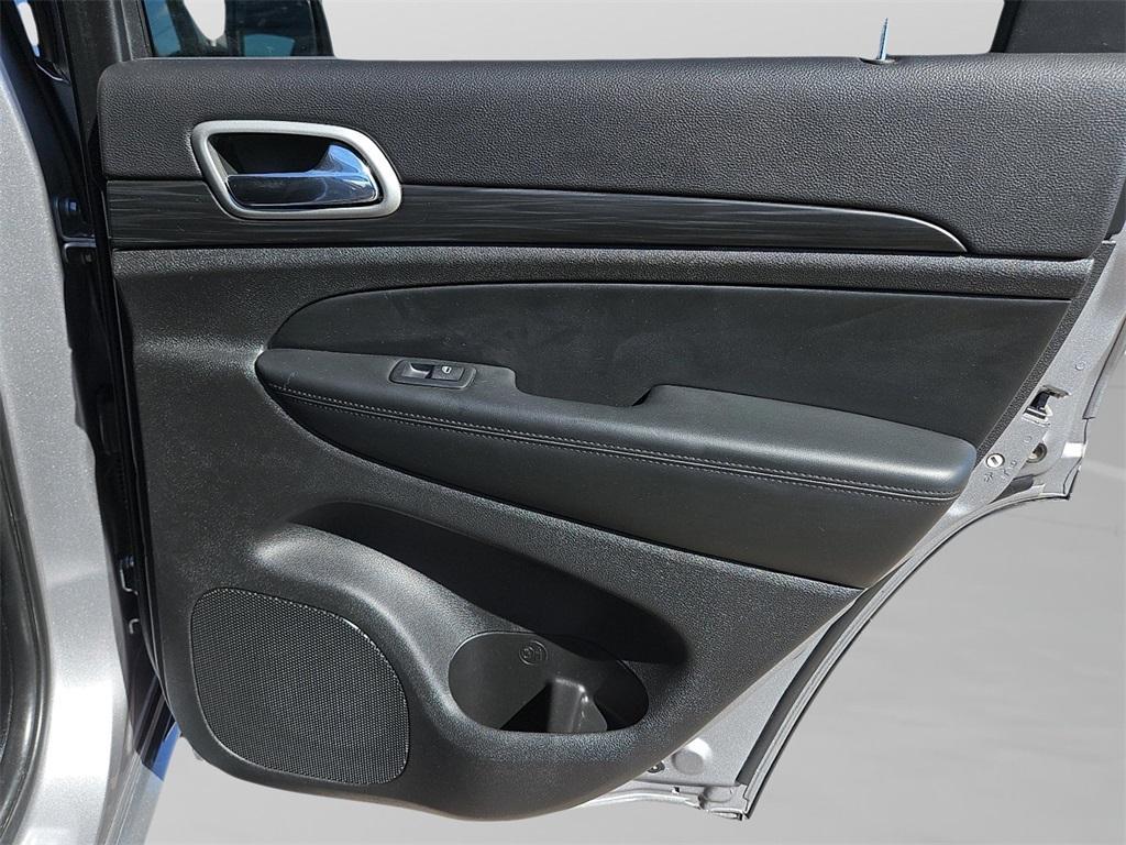 used 2021 Jeep Grand Cherokee car, priced at $24,308