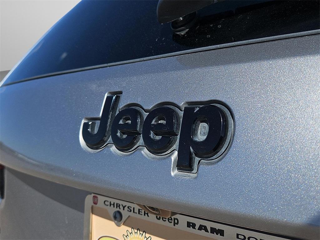 used 2021 Jeep Grand Cherokee car, priced at $24,308