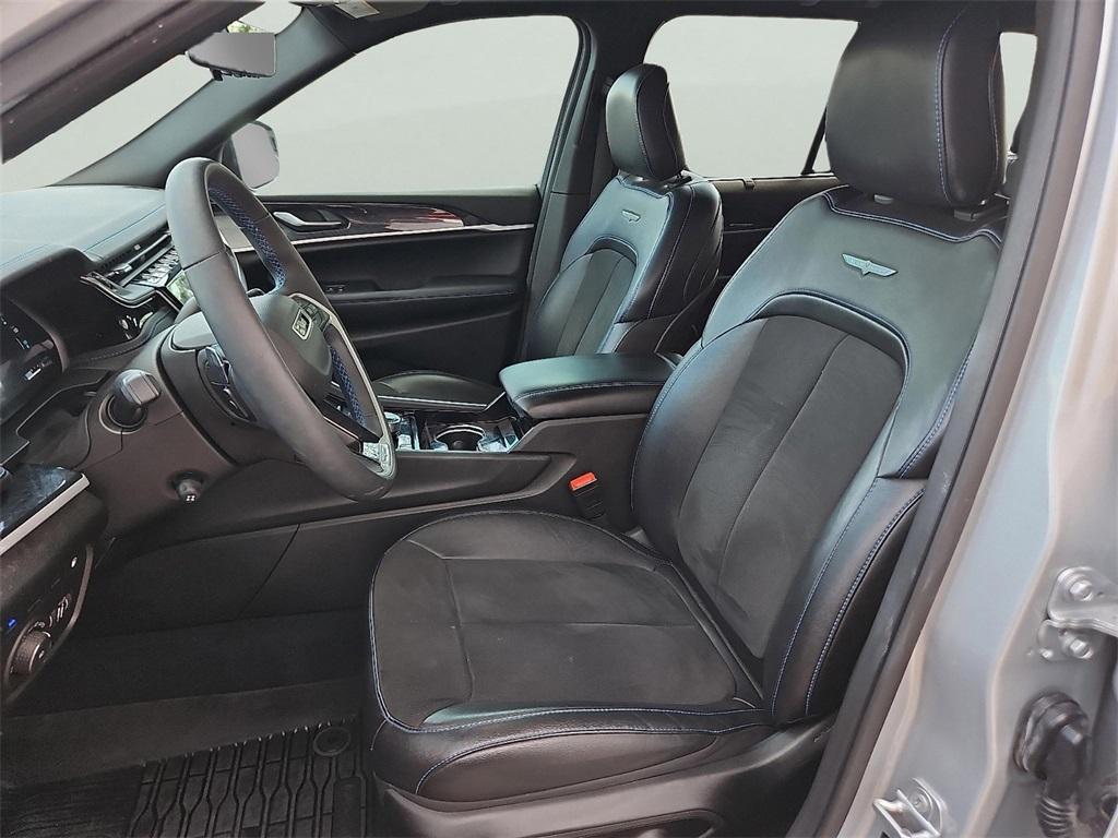used 2022 Jeep Grand Cherokee 4xe car, priced at $34,359