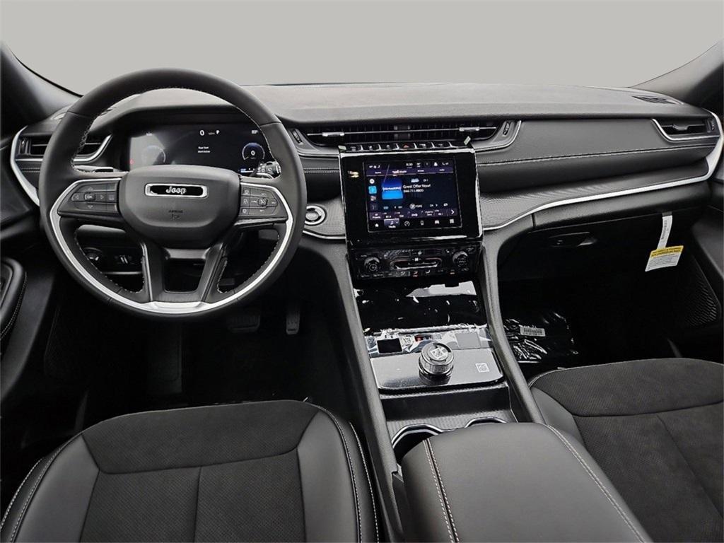 new 2025 Jeep Grand Cherokee L car, priced at $44,867