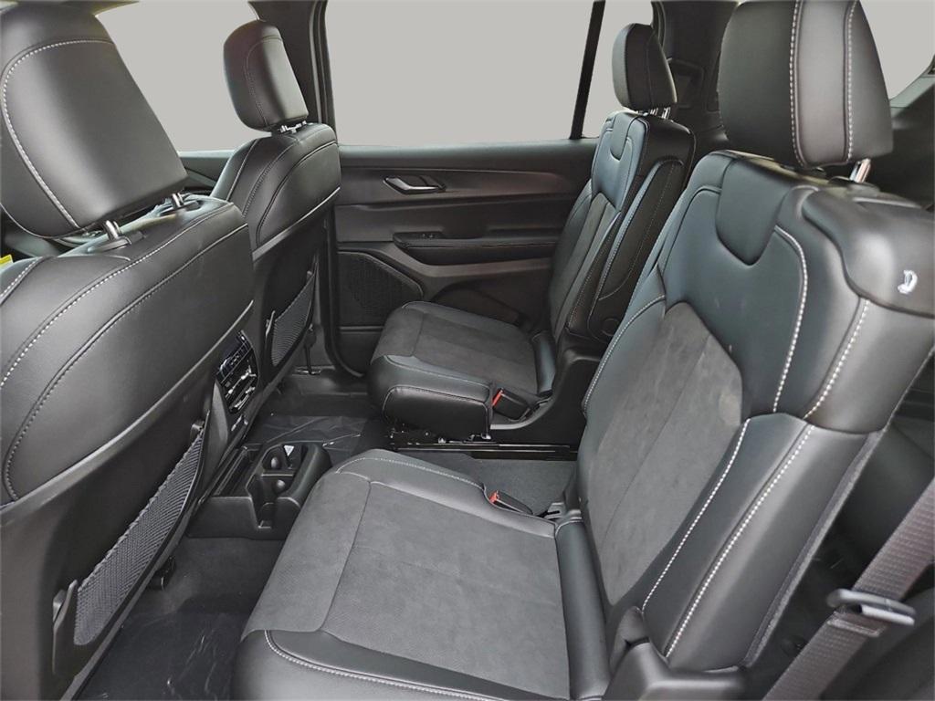 new 2025 Jeep Grand Cherokee L car, priced at $44,867