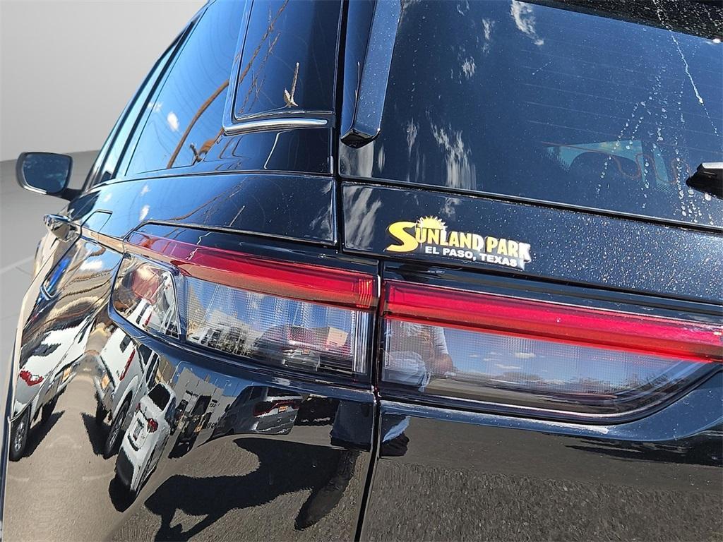 used 2025 Jeep Grand Cherokee car, priced at $31,893