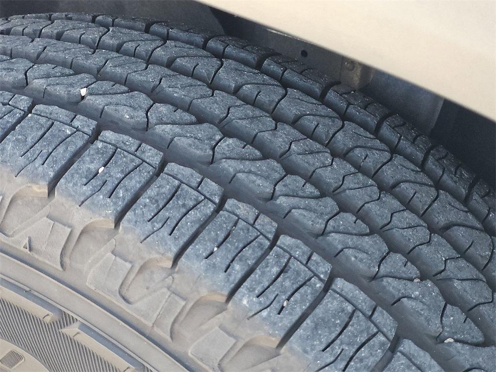 used 2025 Jeep Grand Cherokee car, priced at $31,893