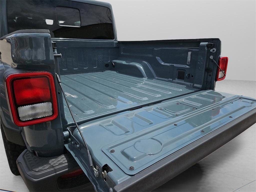 new 2025 Jeep Gladiator car, priced at $46,605