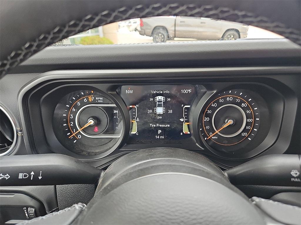 new 2025 Jeep Gladiator car, priced at $44,584