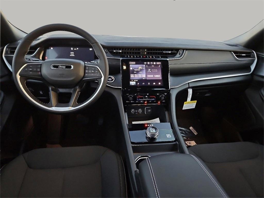 new 2025 Jeep Grand Cherokee L car, priced at $37,873