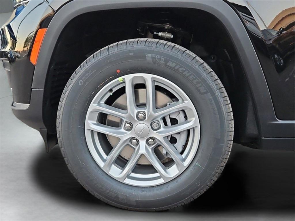 new 2025 Jeep Grand Cherokee L car, priced at $37,873