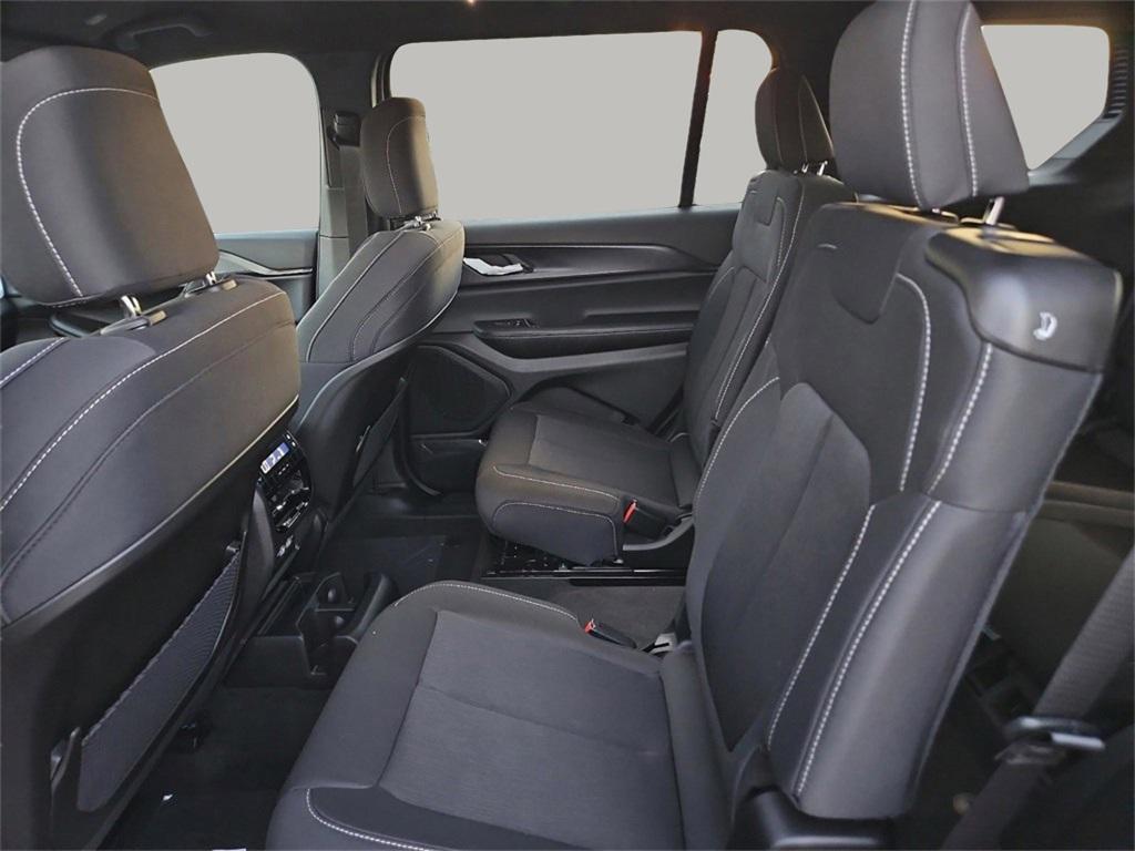 new 2025 Jeep Grand Cherokee L car, priced at $37,873