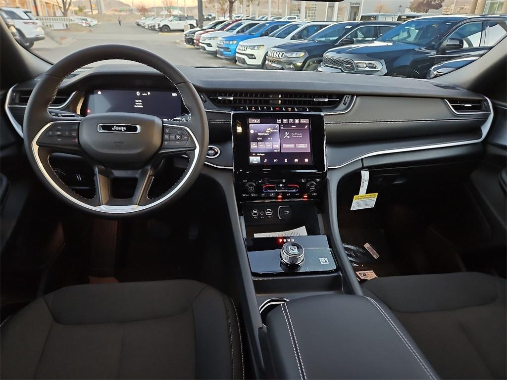 new 2025 Jeep Grand Cherokee L car, priced at $40,220