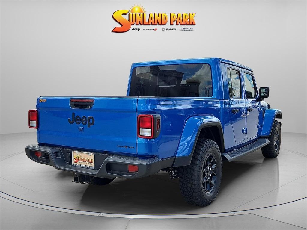 new 2025 Jeep Gladiator car, priced at $45,879