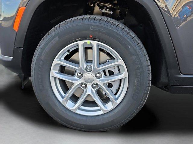 new 2025 Jeep Grand Cherokee L car, priced at $38,623