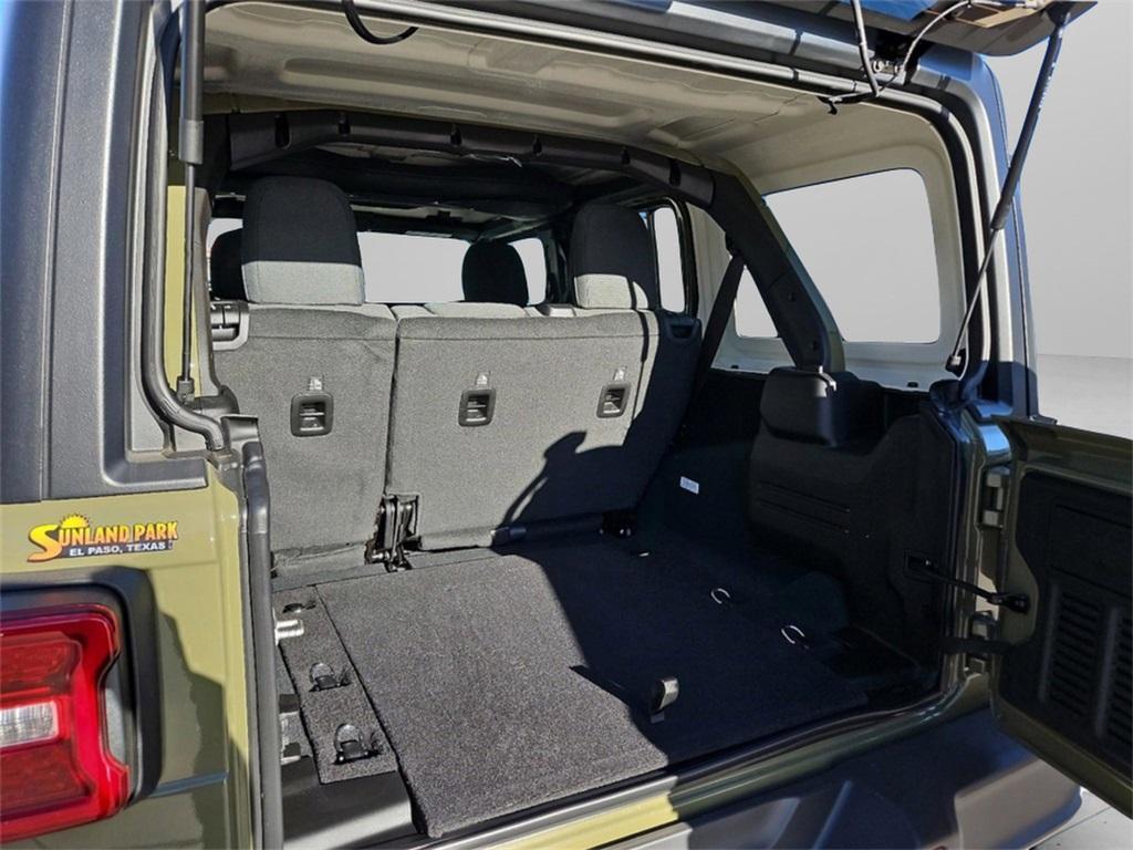 new 2025 Jeep Wrangler car, priced at $57,727