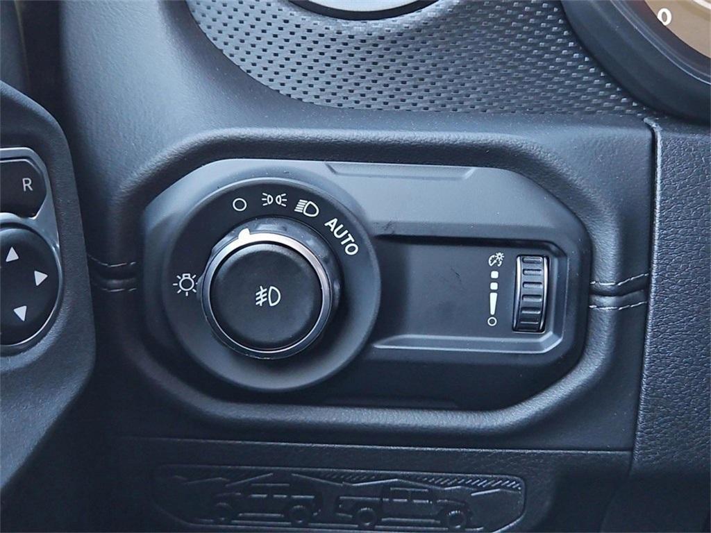 new 2025 Jeep Wrangler car, priced at $57,727