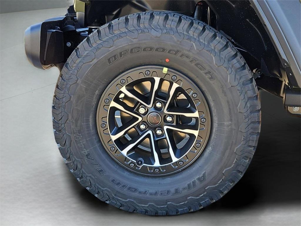 new 2025 Jeep Wrangler car, priced at $57,727