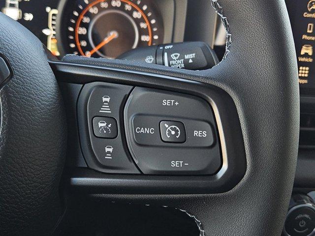 new 2025 Jeep Gladiator car, priced at $46,605