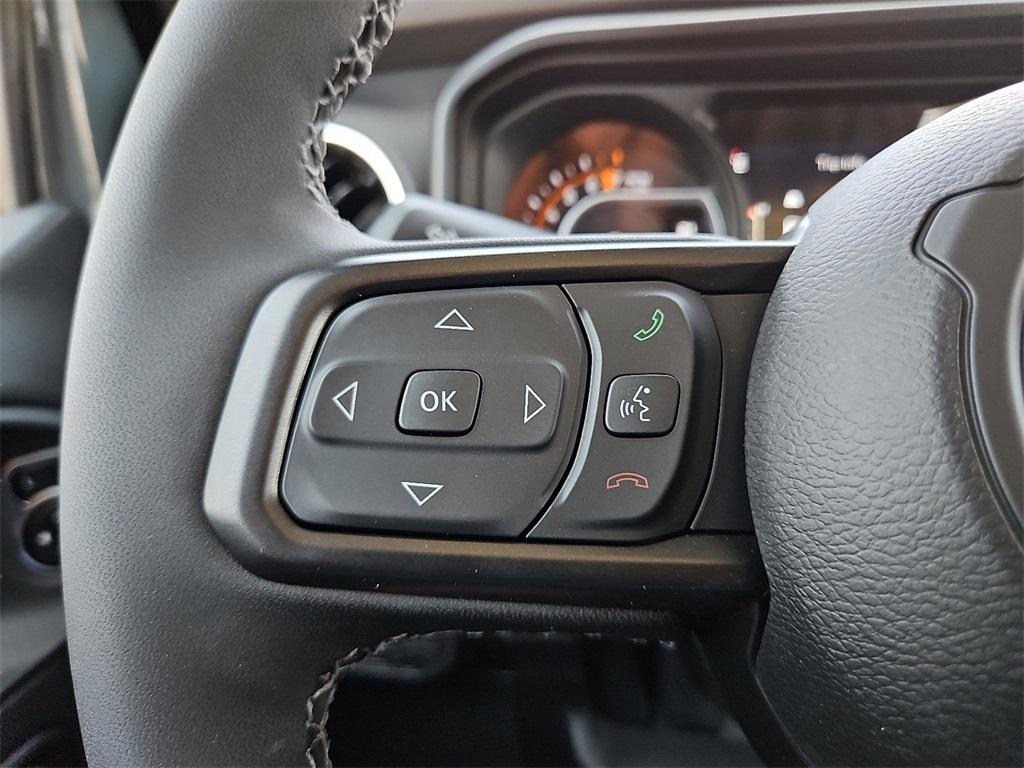new 2025 Jeep Gladiator car, priced at $44,584