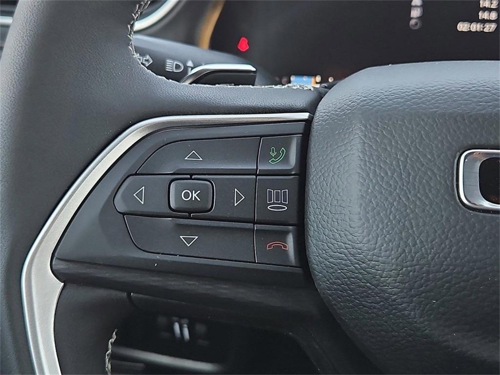 new 2025 Jeep Grand Cherokee car, priced at $44,965