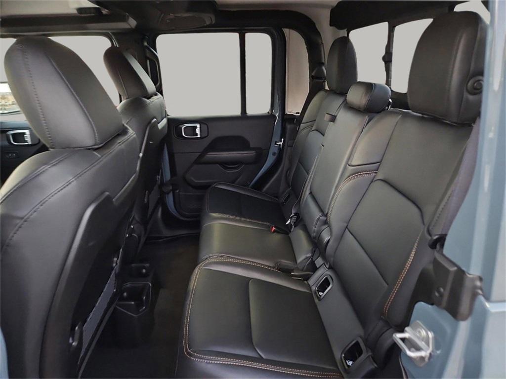 new 2025 Jeep Gladiator car, priced at $45,779