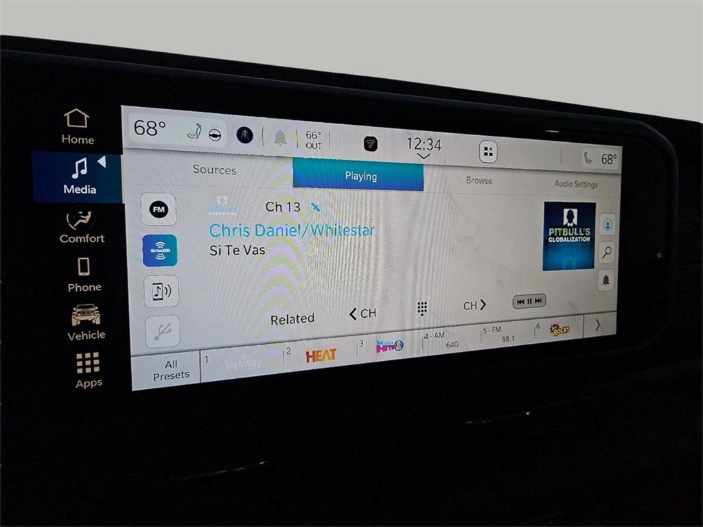 new 2025 Jeep Gladiator car, priced at $45,779