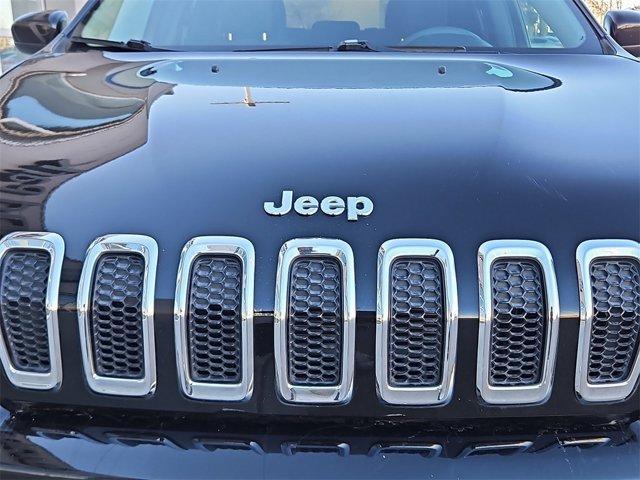 used 2018 Jeep Cherokee car, priced at $12,999