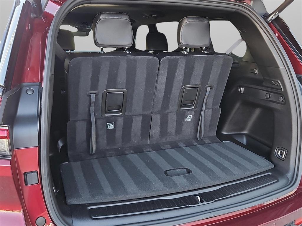 used 2024 Jeep Grand Cherokee L car, priced at $34,888