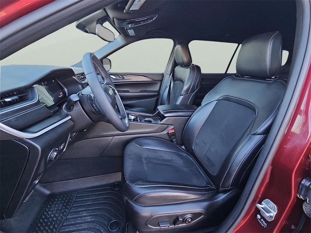 used 2024 Jeep Grand Cherokee L car, priced at $34,888