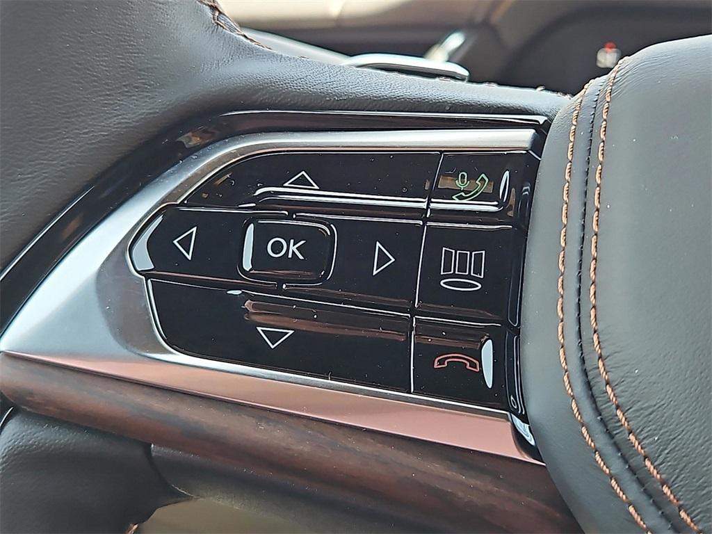 new 2025 Jeep Grand Cherokee L car, priced at $58,386