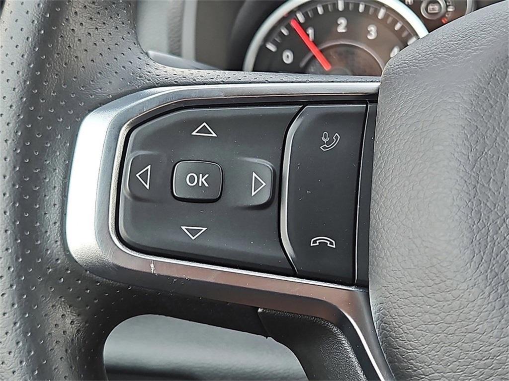 new 2025 Ram 1500 car, priced at $39,250