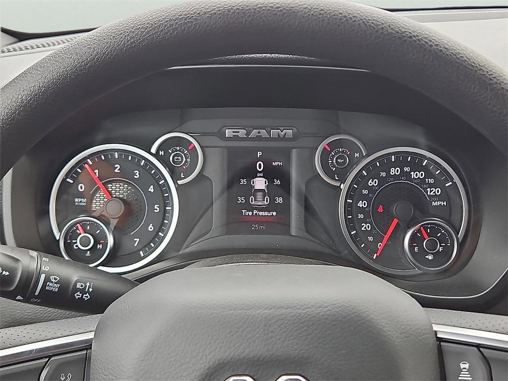 new 2025 Ram 1500 car, priced at $39,250