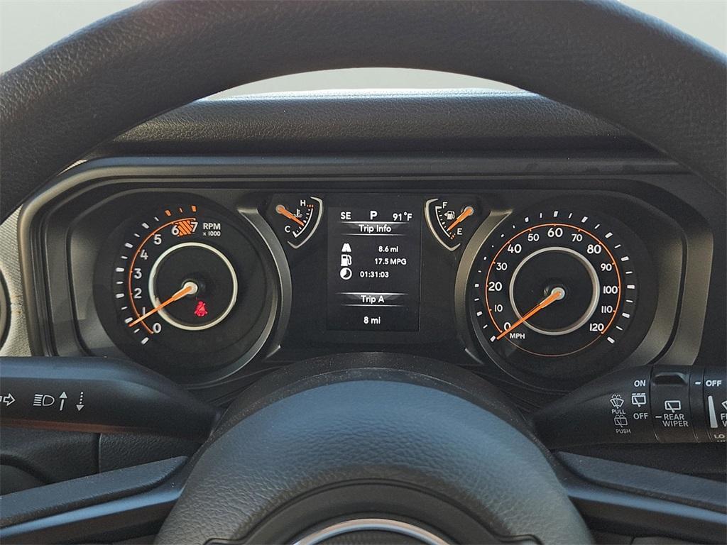 new 2025 Jeep Wrangler car, priced at $41,050
