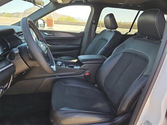 new 2025 Jeep Grand Cherokee L car, priced at $43,777
