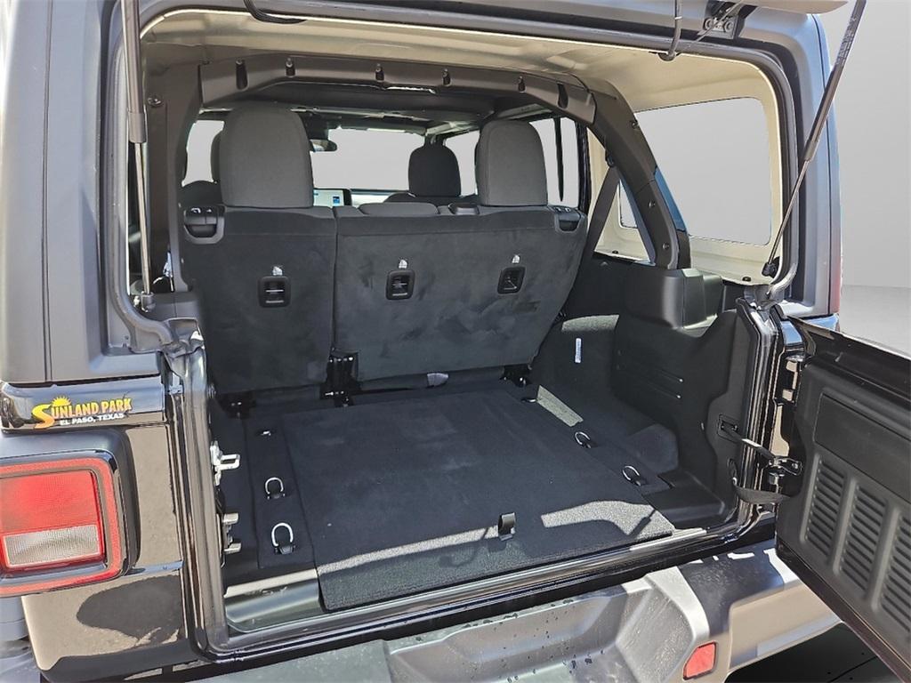 new 2025 Jeep Wrangler car, priced at $48,575