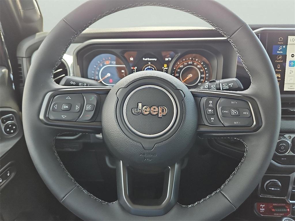 new 2025 Jeep Wrangler car, priced at $48,575
