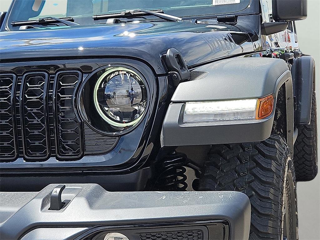 new 2025 Jeep Wrangler car, priced at $48,575