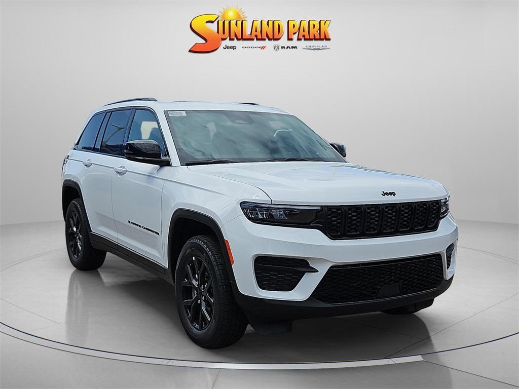 new 2025 Jeep Grand Cherokee car, priced at $47,130