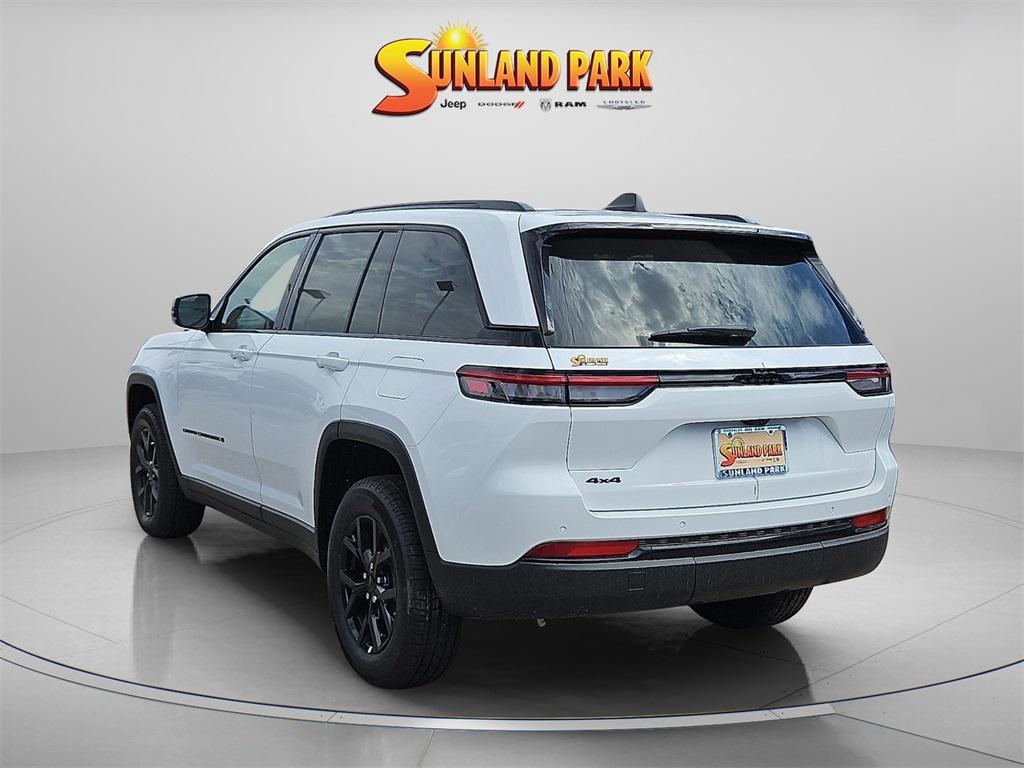 new 2025 Jeep Grand Cherokee car, priced at $47,130
