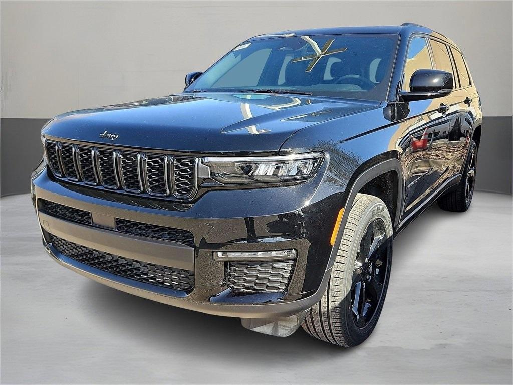 new 2025 Jeep Grand Cherokee L car, priced at $49,812