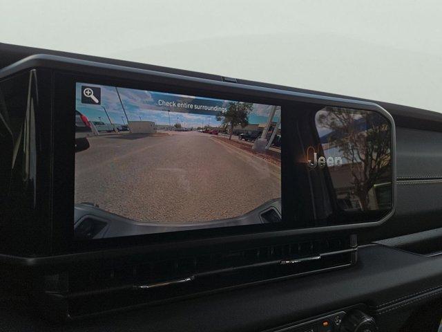 new 2025 Jeep Gladiator car, priced at $47,305