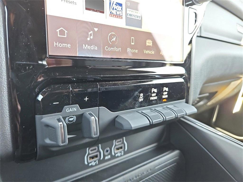 new 2025 Ram 1500 car, priced at $57,576