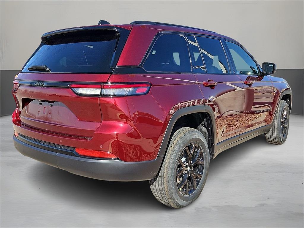 new 2025 Jeep Grand Cherokee car, priced at $40,530