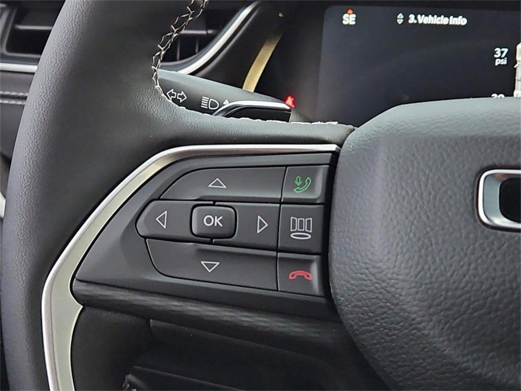 new 2025 Jeep Grand Cherokee car, priced at $36,153