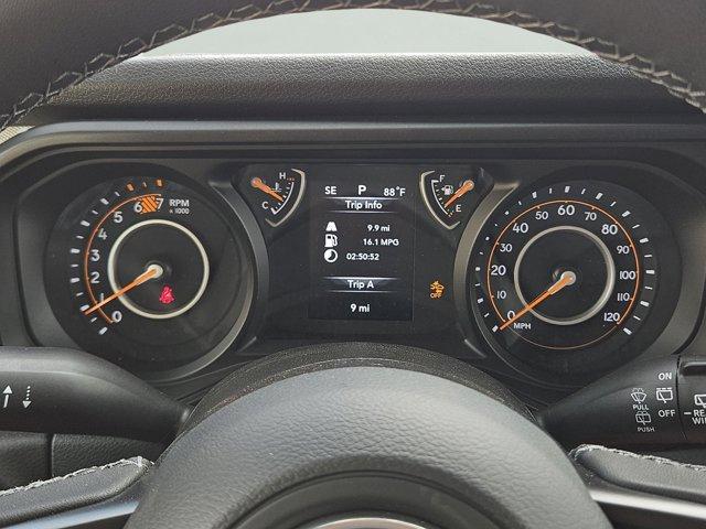 new 2025 Jeep Wrangler car, priced at $46,580